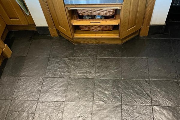 Hard-floor-cleaners-in-Norwich.jpeg